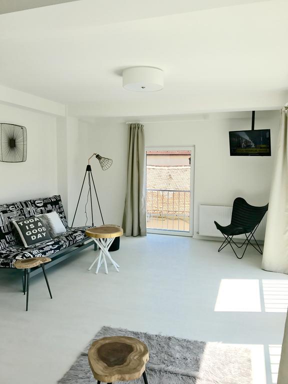 City Center Boutique Apartments Brassó Kültér fotó